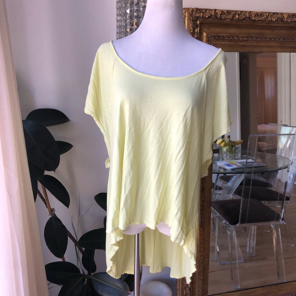 Emma & Sam lime green top size Xs